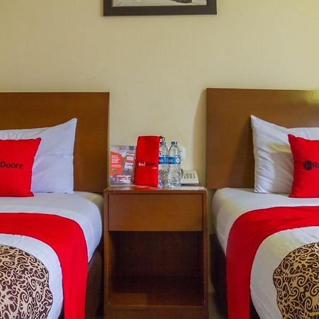 Reddoorz @ Paskal Hyper Square Hotel Bandung Buitenkant foto