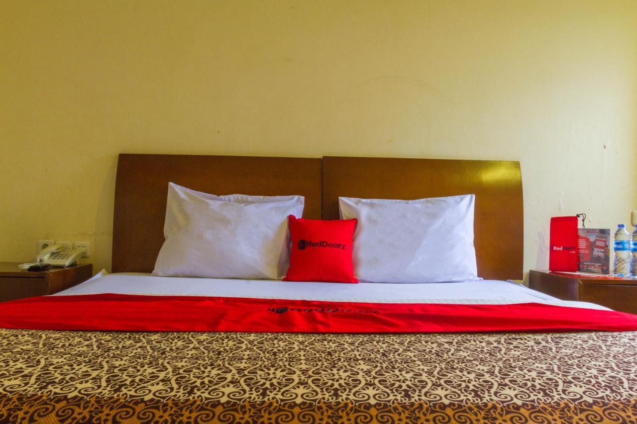 Reddoorz @ Paskal Hyper Square Hotel Bandung Buitenkant foto