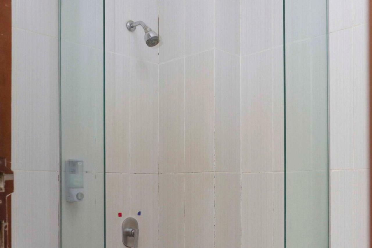 Reddoorz @ Paskal Hyper Square Hotel Bandung Buitenkant foto